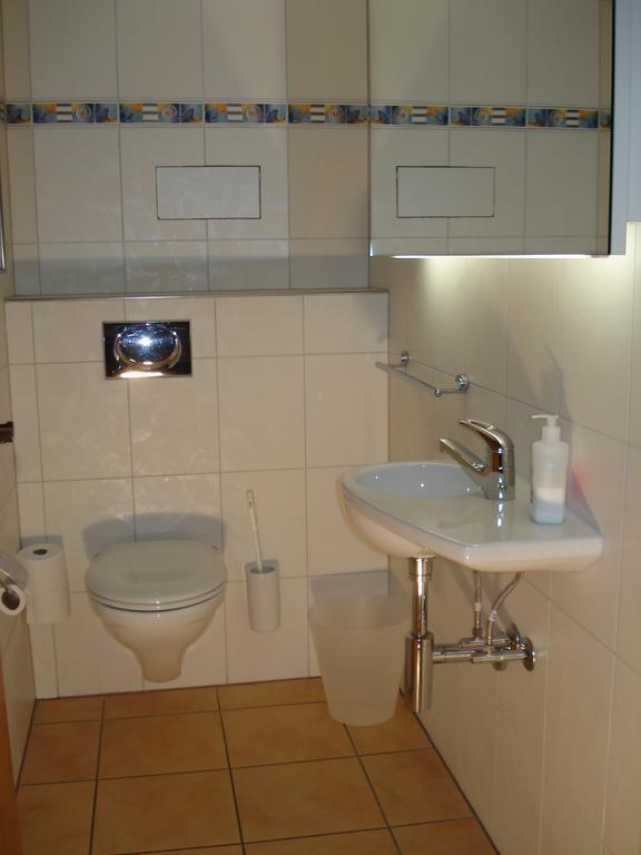 Apart Holidays - Residenza Flora Локарно Номер фото
